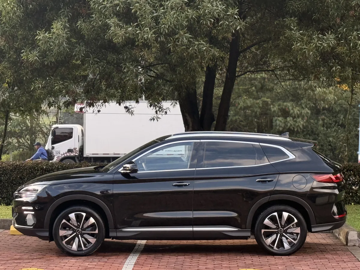 BYD Song Plus 2025 Negro Cota