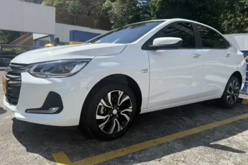 Chevrolet Onix 1.0T Premier Sedan At