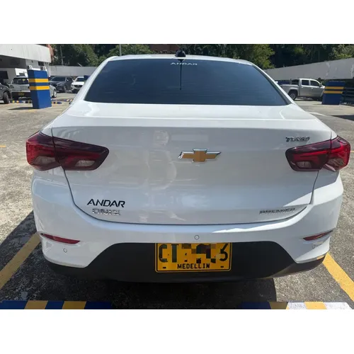 Chevrolet Onix 1.0T Premier Sedan At