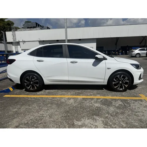 Chevrolet Onix 1.0T Premier Sedan At