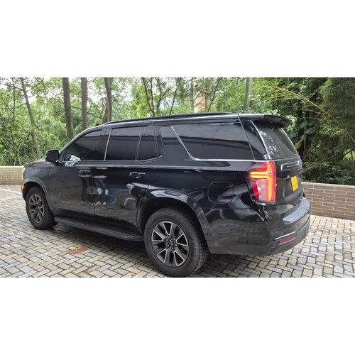 Chevrolet Tahoe Z71 2023 Negra. Llantas Nuevas