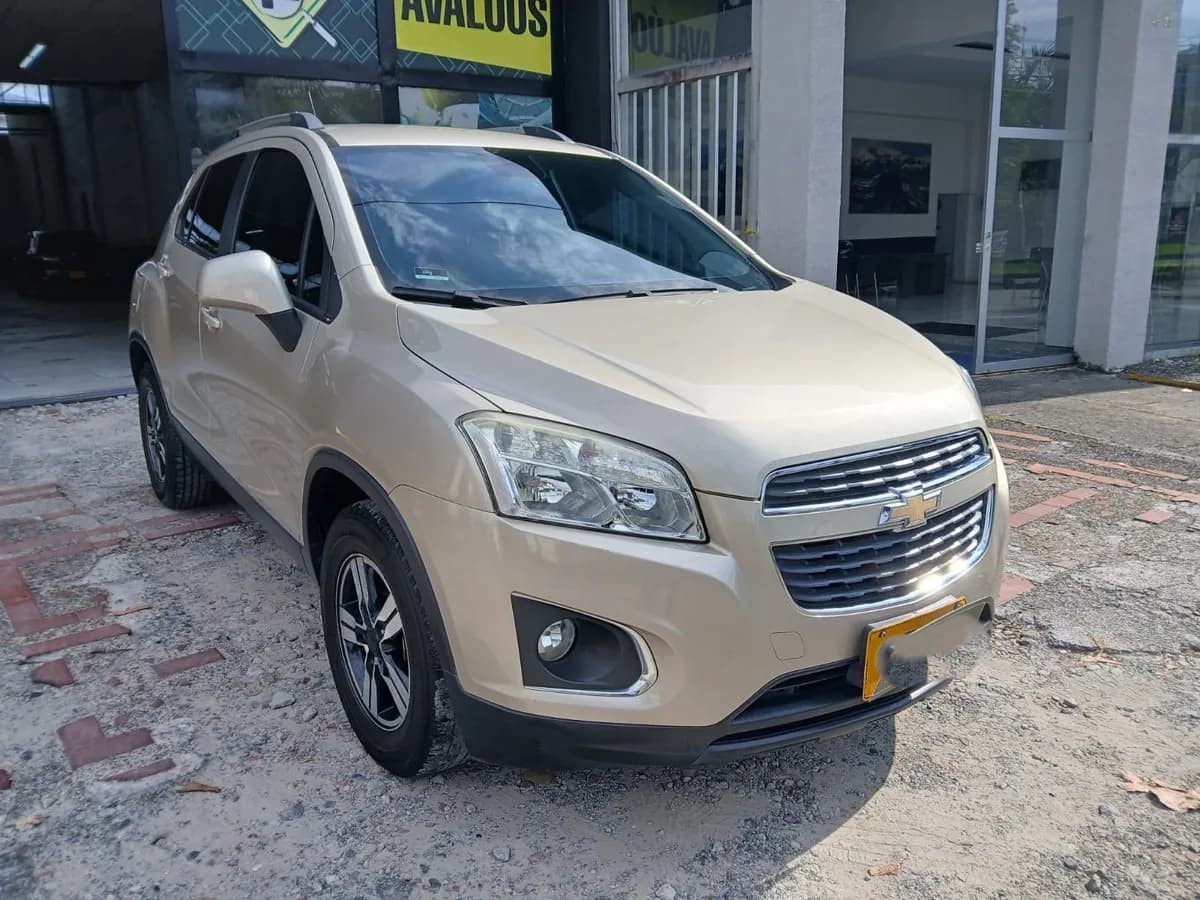Chevrolet Tracker 2015 Plateado Pereira