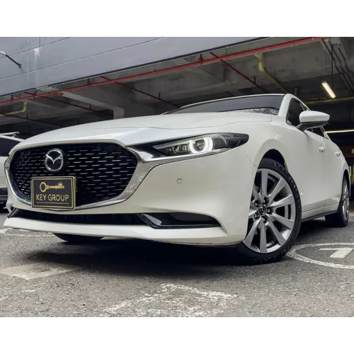 Mazda 3 2025 Blanco Medellín