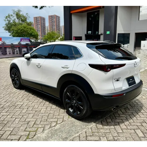 Mazda CX-30 2024 Blanco Medellín