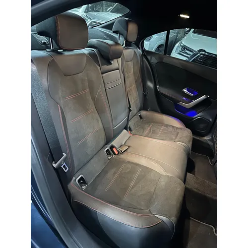 Mercedes-Benz Clase A 1.3 A180 AMG Line