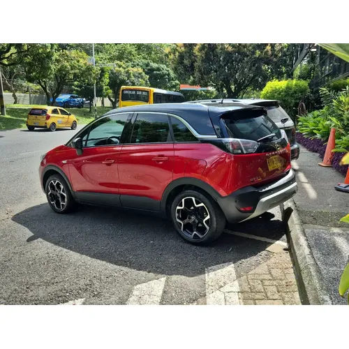 Opel Crossland 2023 Rojo Itagüí