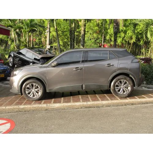 Peugeot 2008 2021 Gris Medellín