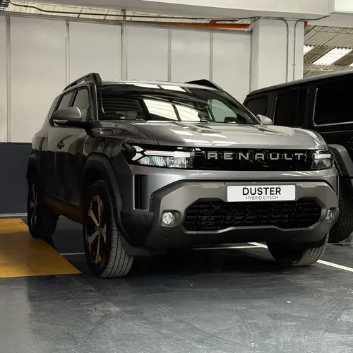 Renault Duster 2026 Gris Medellín