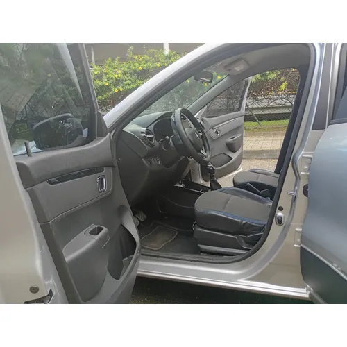 Renault Kwid 1.0 Intens