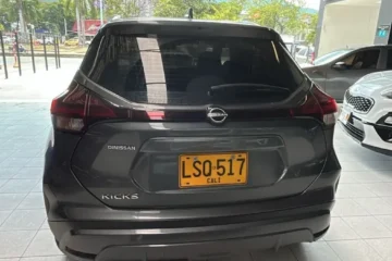 Se vende Nissan Kicks Advance 2023 Gris7