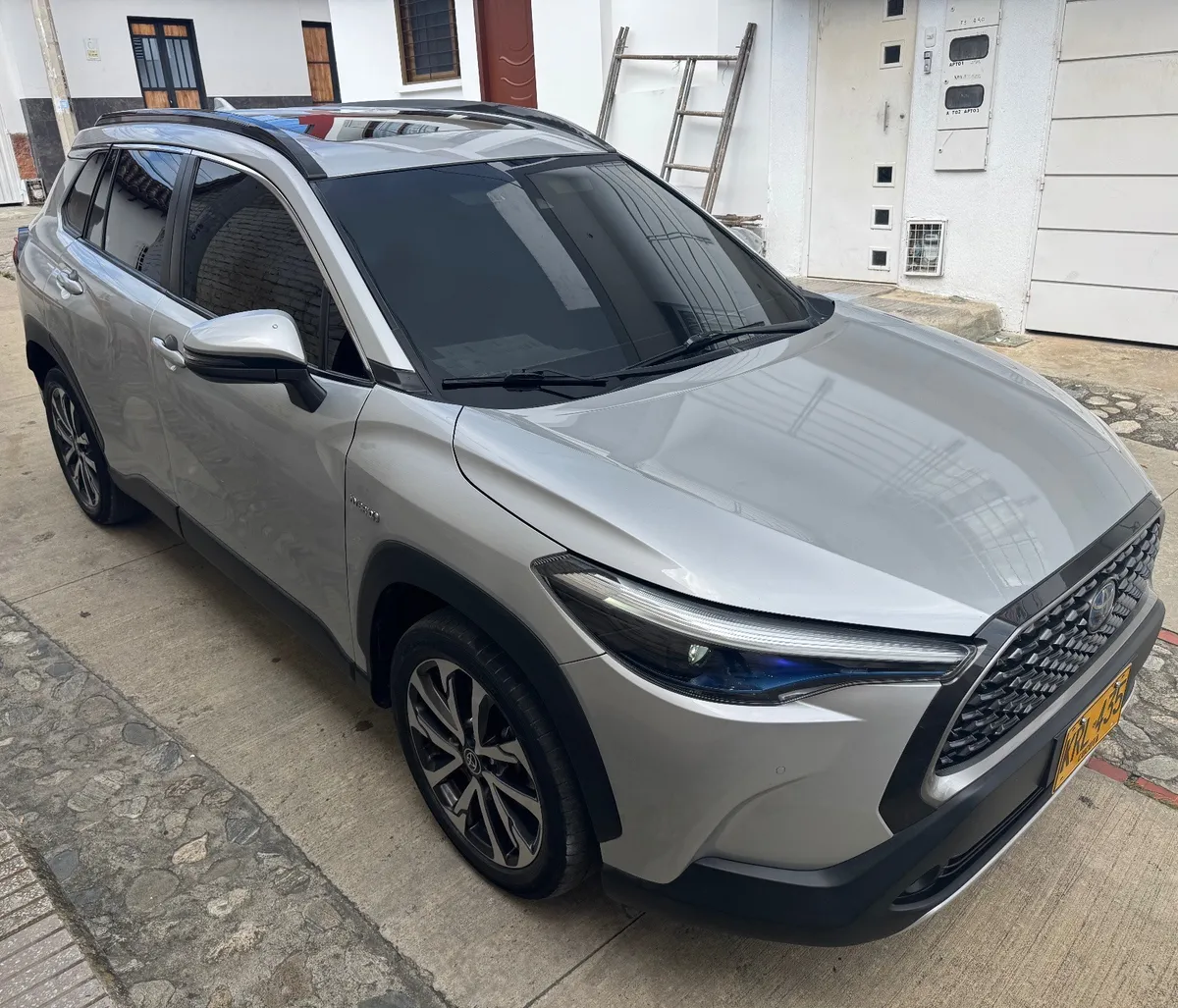 Toyota Corolla Cross 2023 Plateado Ocaña
