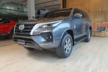 Toyota Fortuner 2.8 Diesel Sr 4X2 At