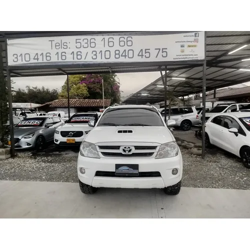 Toyota Fortuner 2008 Blanco Rionegro