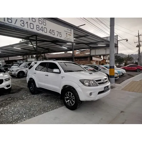 Toyota Fortuner 2008 Blanco Rionegro
