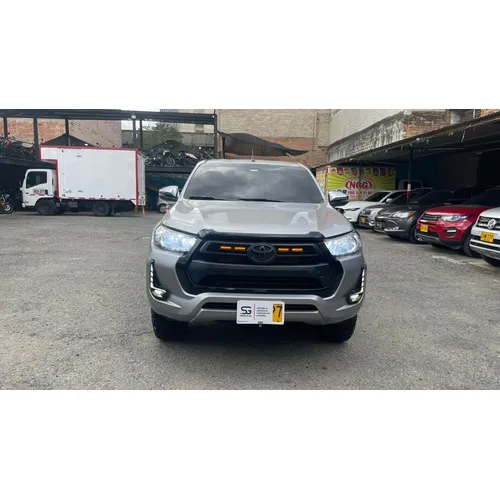 Toyota Hilux 2.4l