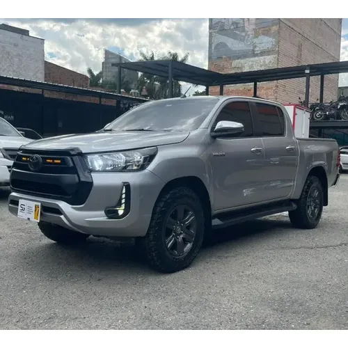 Toyota Hilux 2.4l