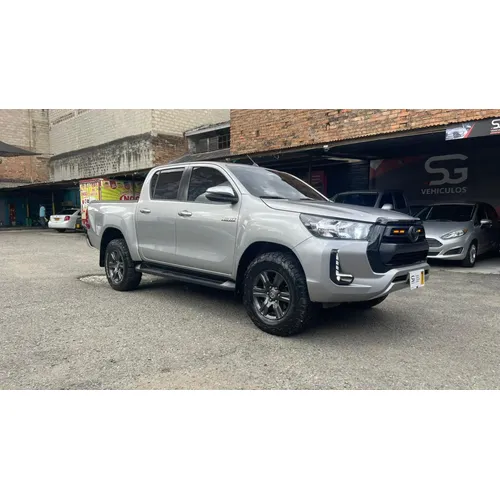 Toyota Hilux 2.4l