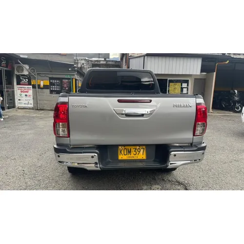 Toyota Hilux 2.4l