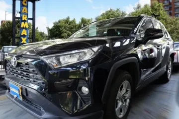 Toyota RAV4 2.0 Street