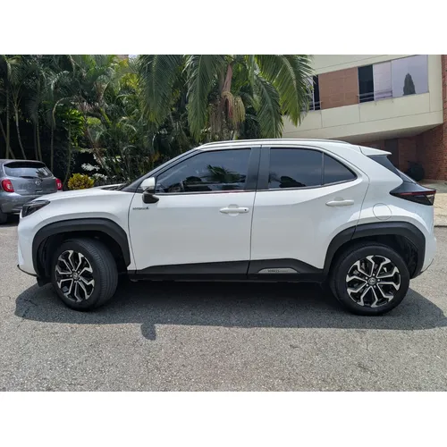 Toyota Yaris Cross 2022 Blanco Medellín