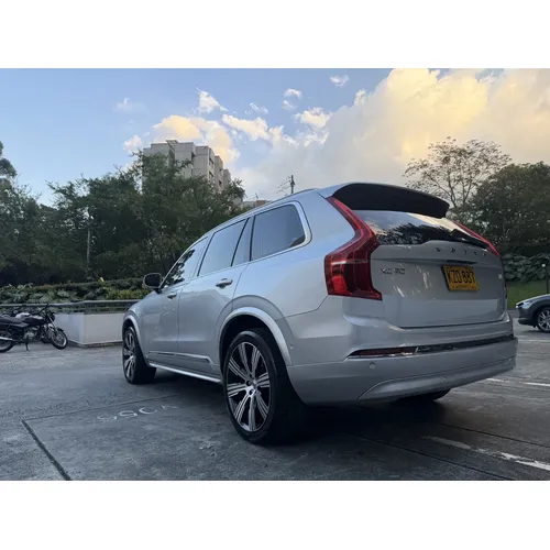 Volvo XC90 2022 Plateado Medellín