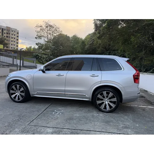 Volvo XC90 2022 Plateado Medellín