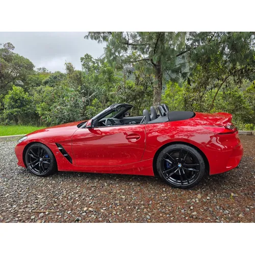 Z4 M40i