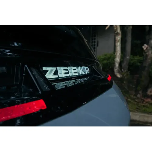 Zeekr 001 2026 Blanco Medellín